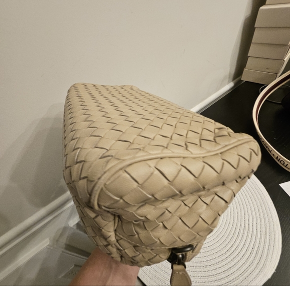 Bottega Veneta Intrecciato Leather Satchel / Crossbody โ Beige (Mirror Included) - Picture 10 of 14